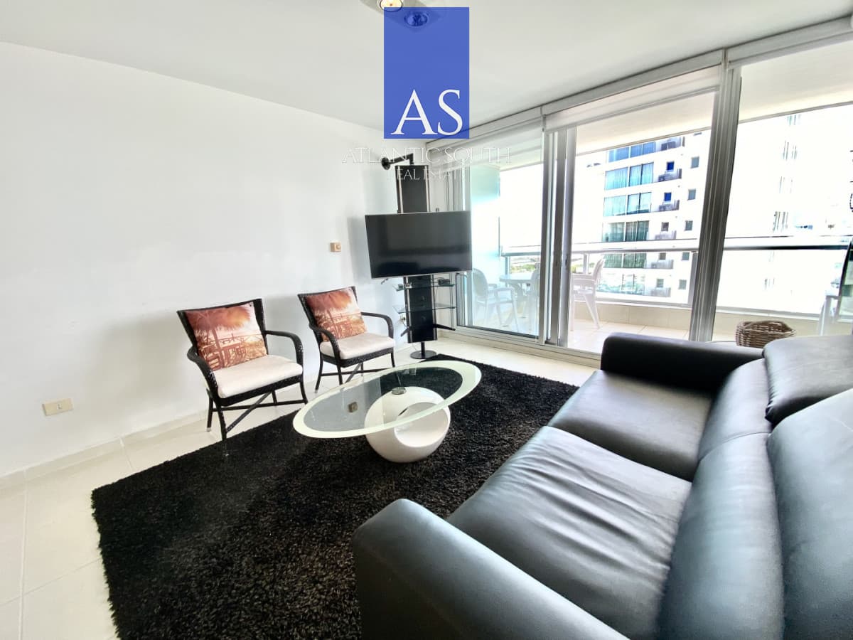 Apartamento en Venta Seasons Tower Playa Mansa Punta del Este