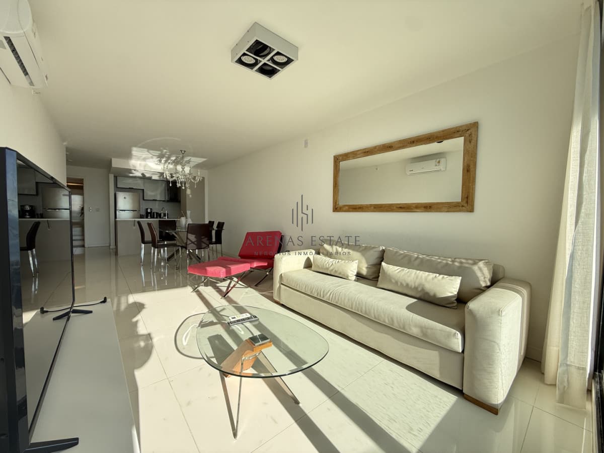 Apartamento ID.4539 - OPORTUNIDAD APARTAMENTO 2 DORMITORIOS EN TORRE DE CATEGORIA CON EXELENT VISTA Y TODOS LOS SERVICIOS