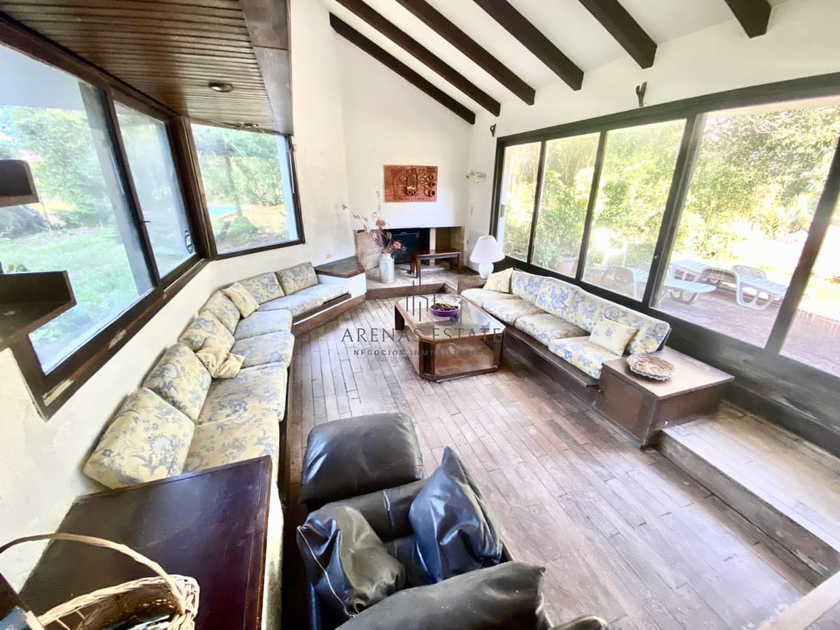 Casa ID.2965 - Importante punto en alquiler!