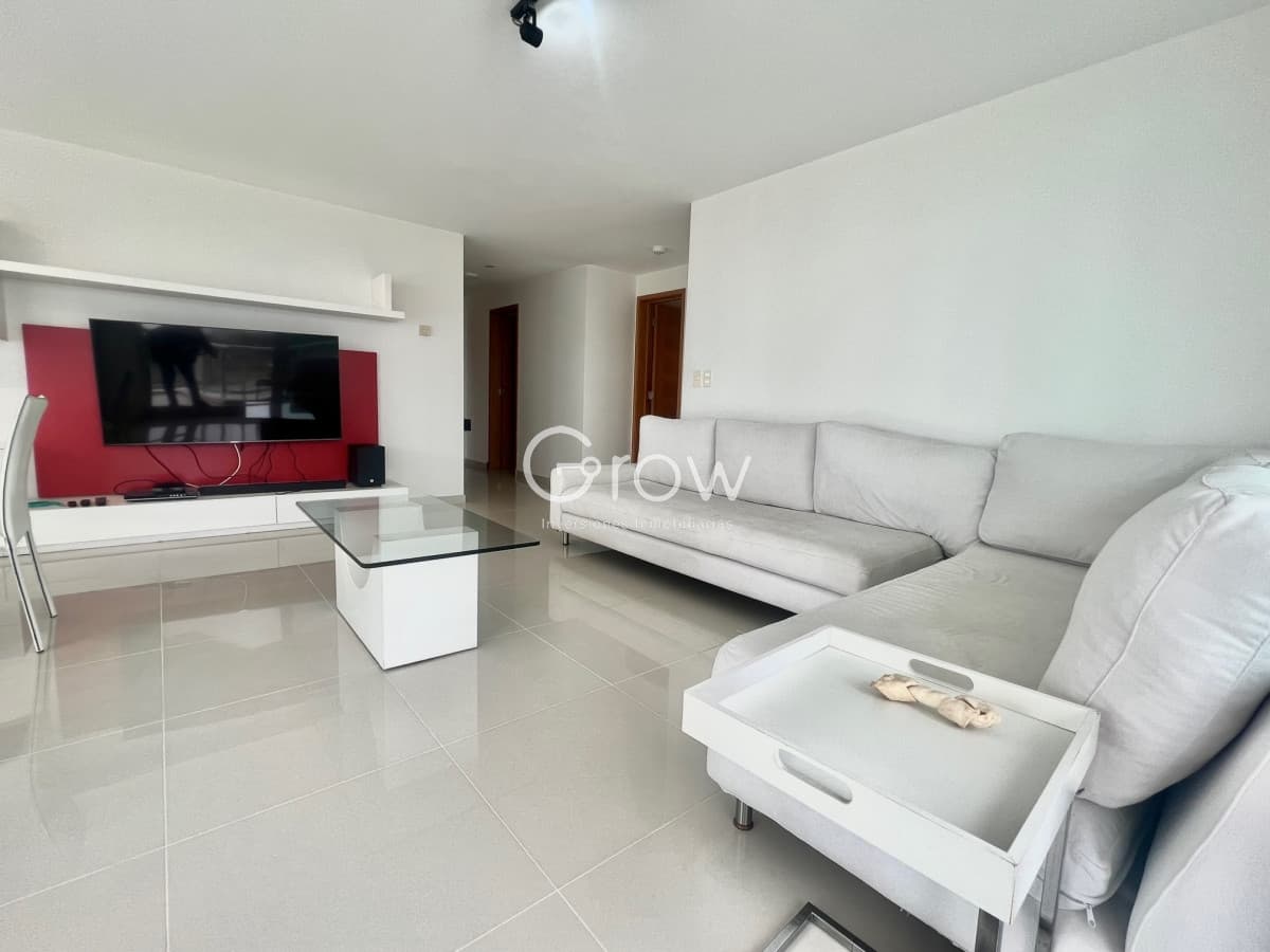 SUNRISE TOWER ALQUILER TEMPORARIO APARTAMENTO 3 DORMITORIOS MAS DEPENDECIA DE SERVICIO  -