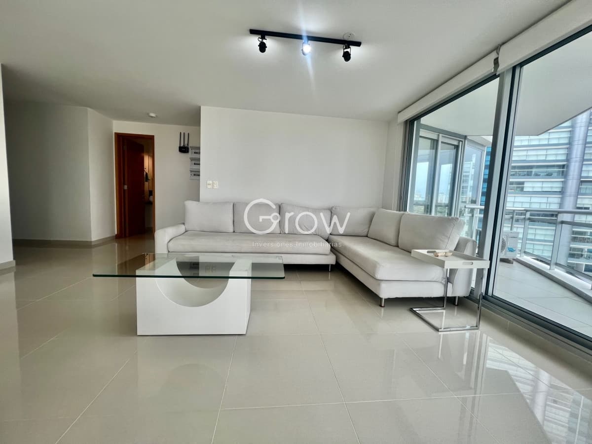 SUNRISE TOWER ALQUILER TEMPORARIO APARTAMENTO 3 DORMITORIOS MAS DEPENDECIA DE SERVICIO  -