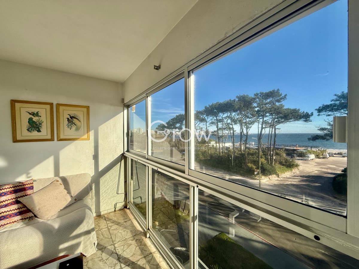 Departamento en venta frente al mar