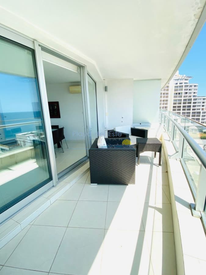 Apartamento en venta Playa Mansa 3 dormitorios - Inmobiliaria Playa del Este