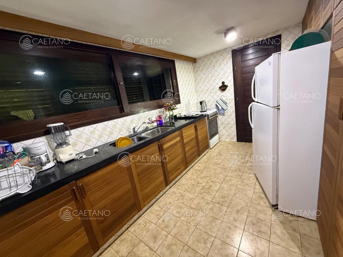 VENTA CASA LUGANO PUNTA DEL ESTE