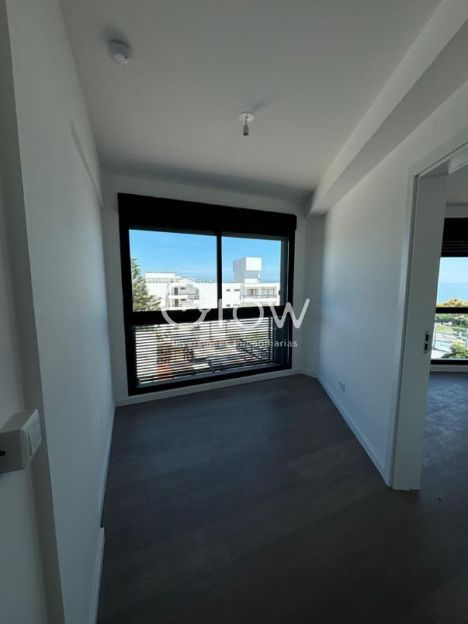 VENTA APARTAMENTO 2 DORM y MEDIO MANSA