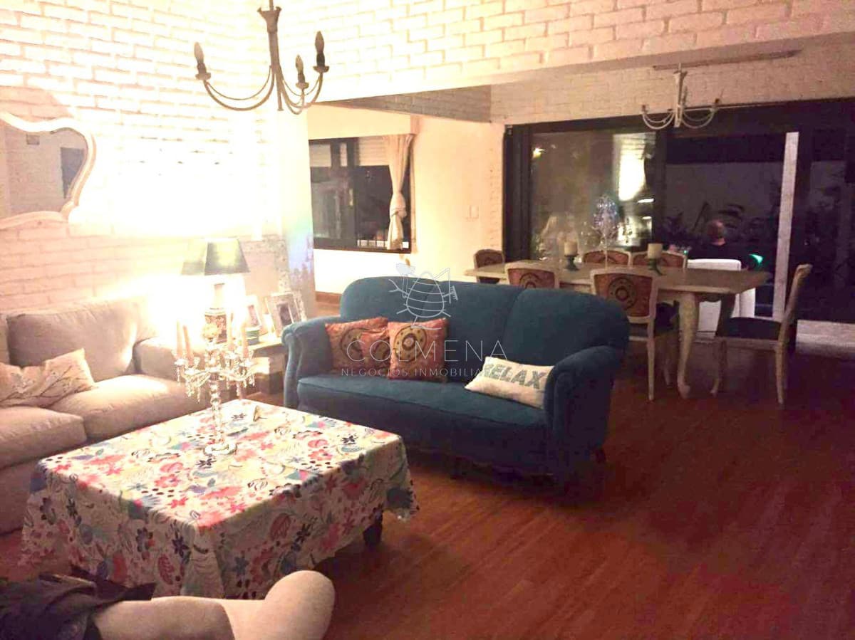 Hermosa casa en  Playa Mansa -  Punta del Este