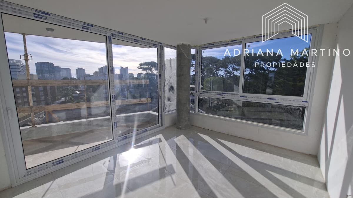 APARTAMENTO A ENTRENAR 3 DORMITORIOS
