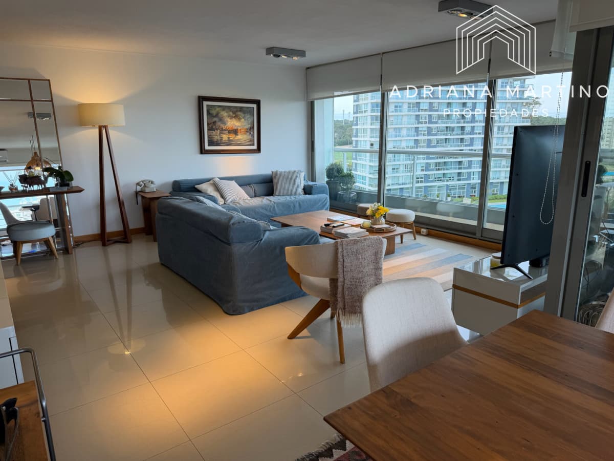 Apartamento de 3 dormitorios en venta y alquiler, brava, zona Roosevelt. Punta del Este.