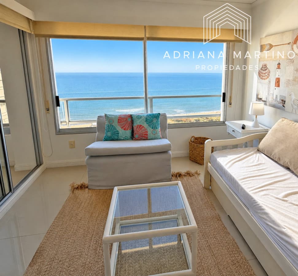 apartamento en venta frente al mar, parada 19 playa mansa