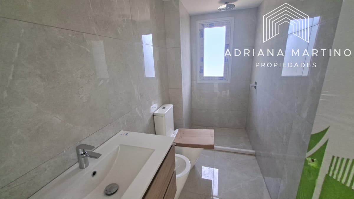 APARTAMENTO A ENTRENAR 3 DORMITORIOS