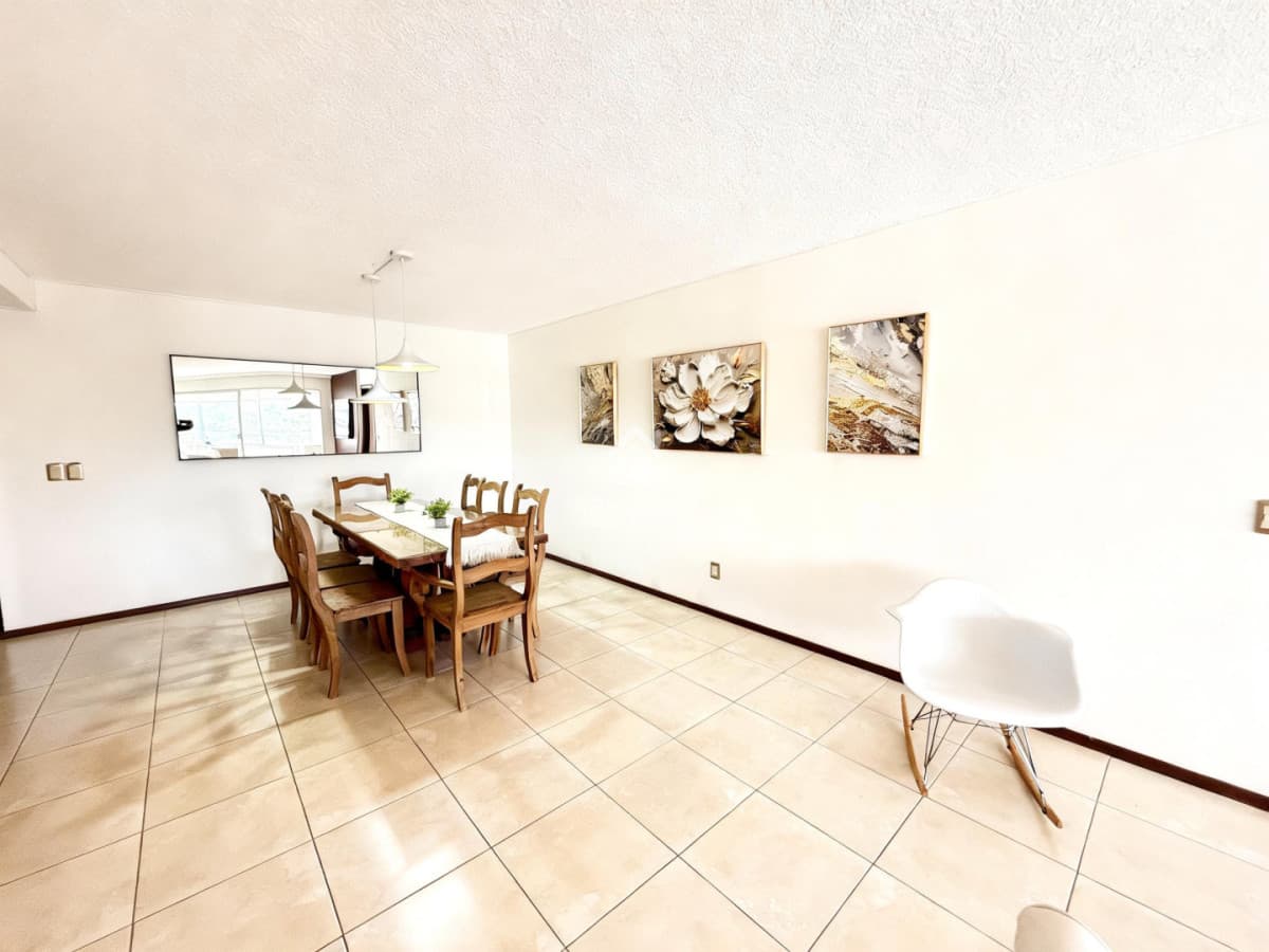 Apartamento ID.6765 - Venta apartamento 3 dormitorios zona Roosevelt impecable.