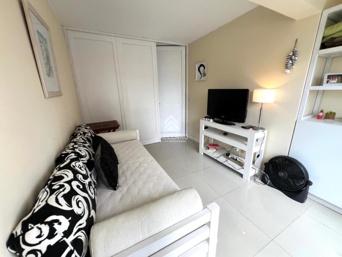 Apartamento ID.5844 - Apartamento en venta frente al mar. En península.