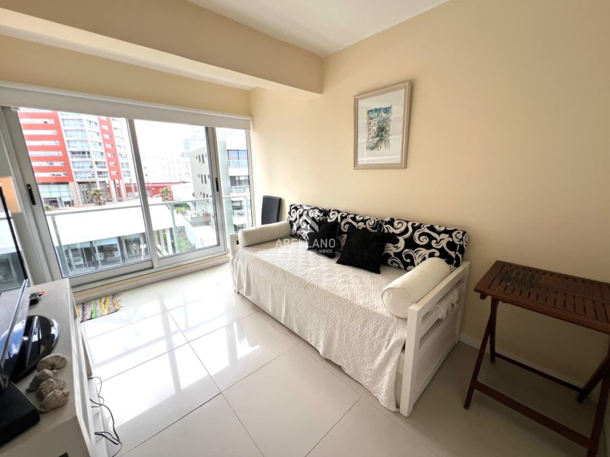 Apartamento ID.5844 - Apartamento en venta frente al mar. En península.