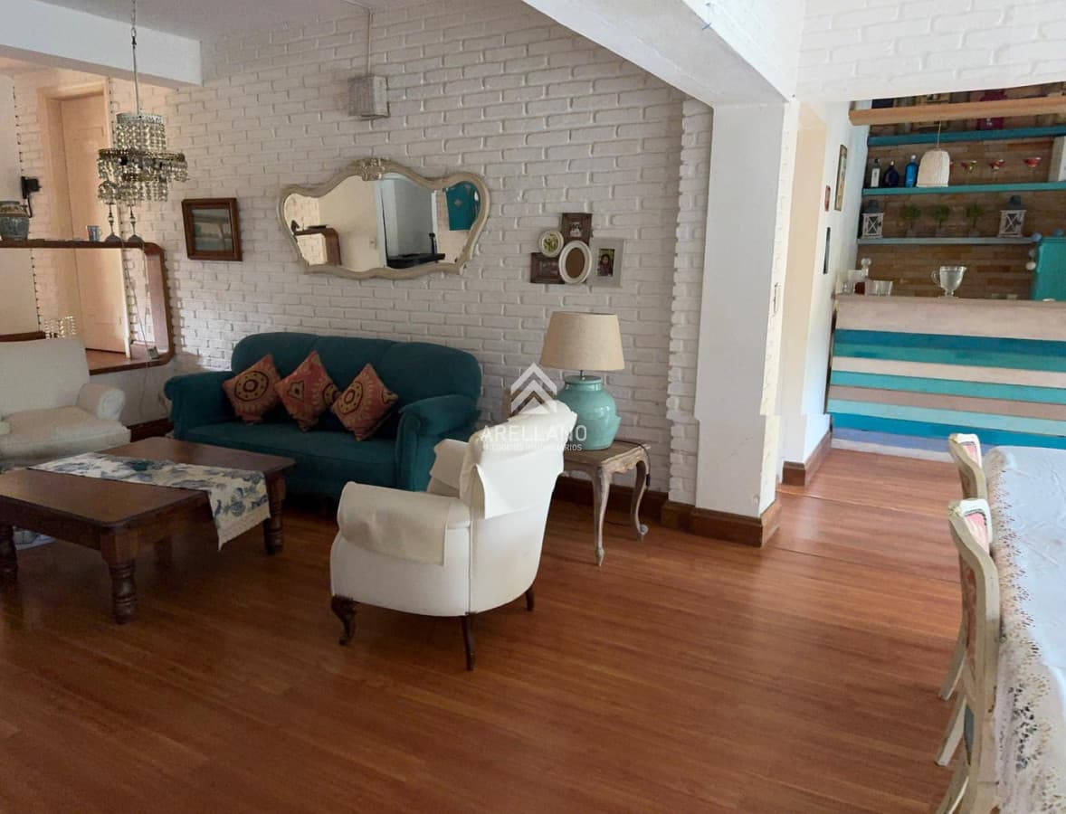 Casa ID.6482 - Venta casa 4 dormitorios Playa Mansa -  Punta del Este