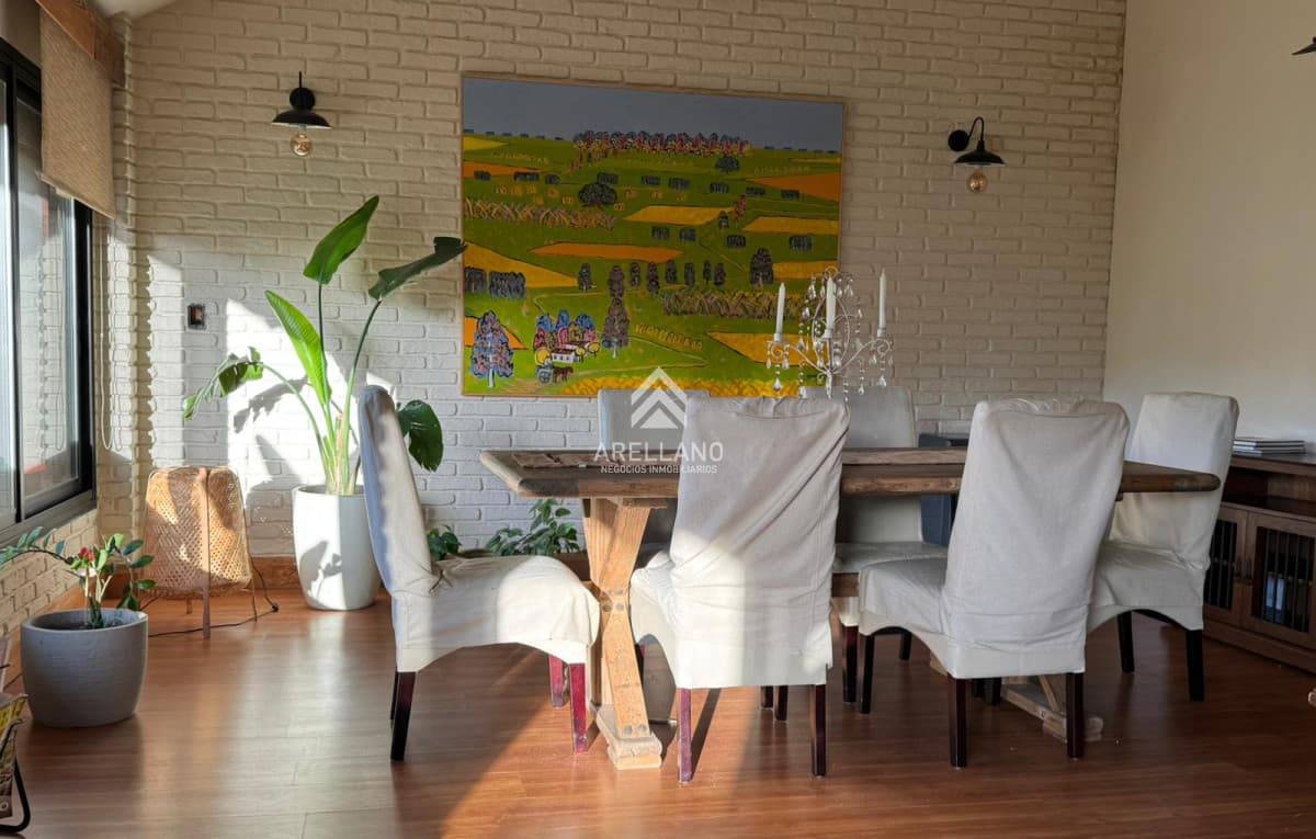 Casa ID.6482 - Venta casa 4 dormitorios Playa Mansa -  Punta del Este