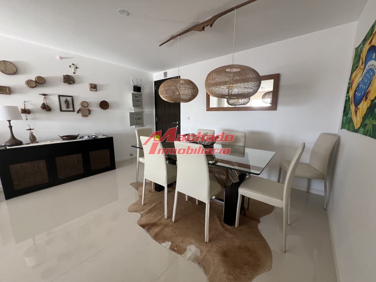 Apartamento en alquiler en playa Brava