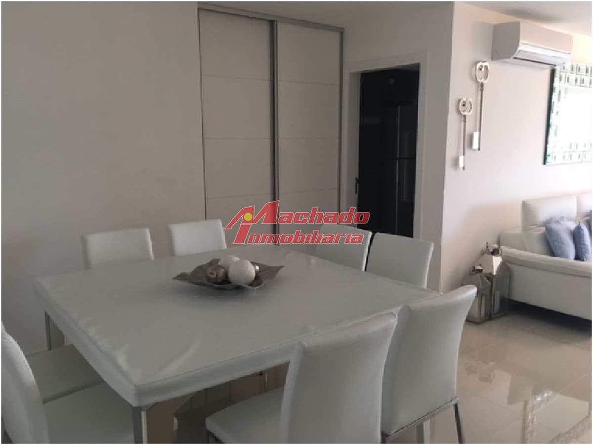 Apartamento en Brava, 2 dormitorios