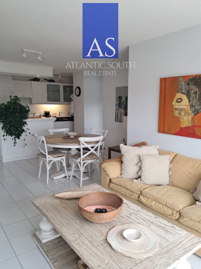 Apartamento de 2 dormitorios en venta en Palm Beach - Playa Mansa, Punta del Este