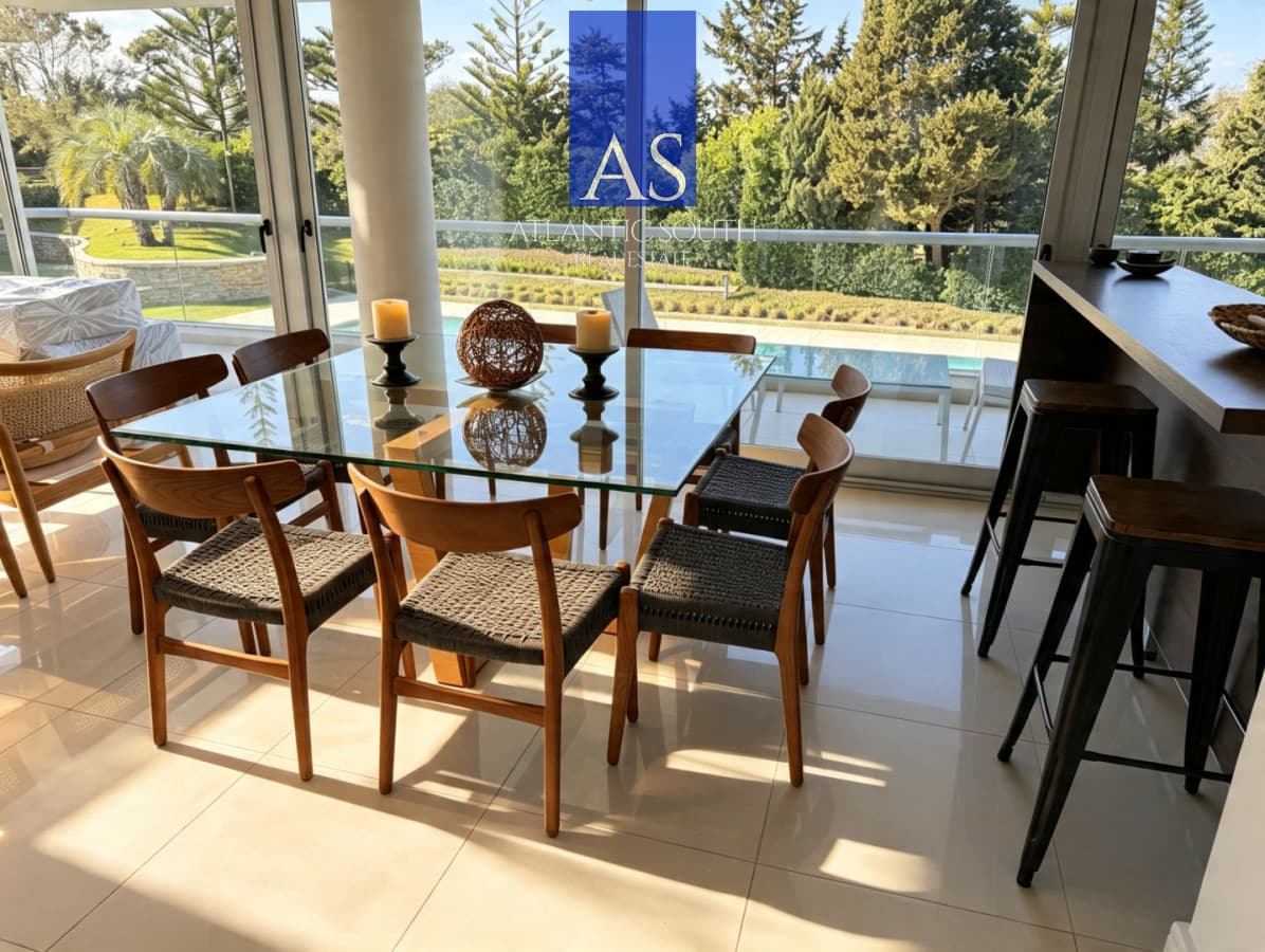 Oportunidad apartamento de 2 dormitorios y medio en Playa Brava
