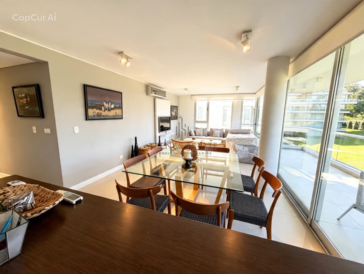 Apartamento ID.4720 - espectacular apartamento de 2 suitesaa, en playa brava