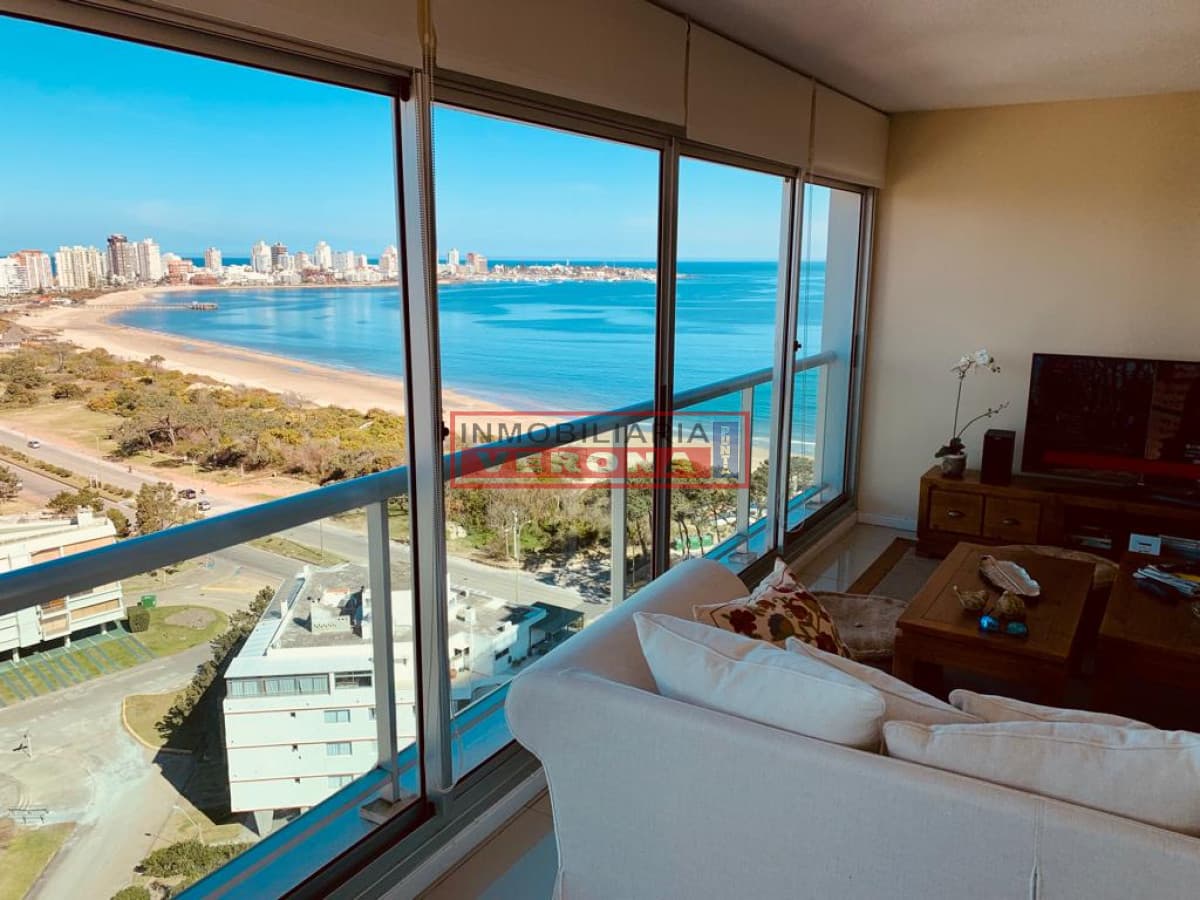 ALQUILER ANUAL -Apartamento en Mansa - Punta del Este - Inmobiliaria Verona Punta