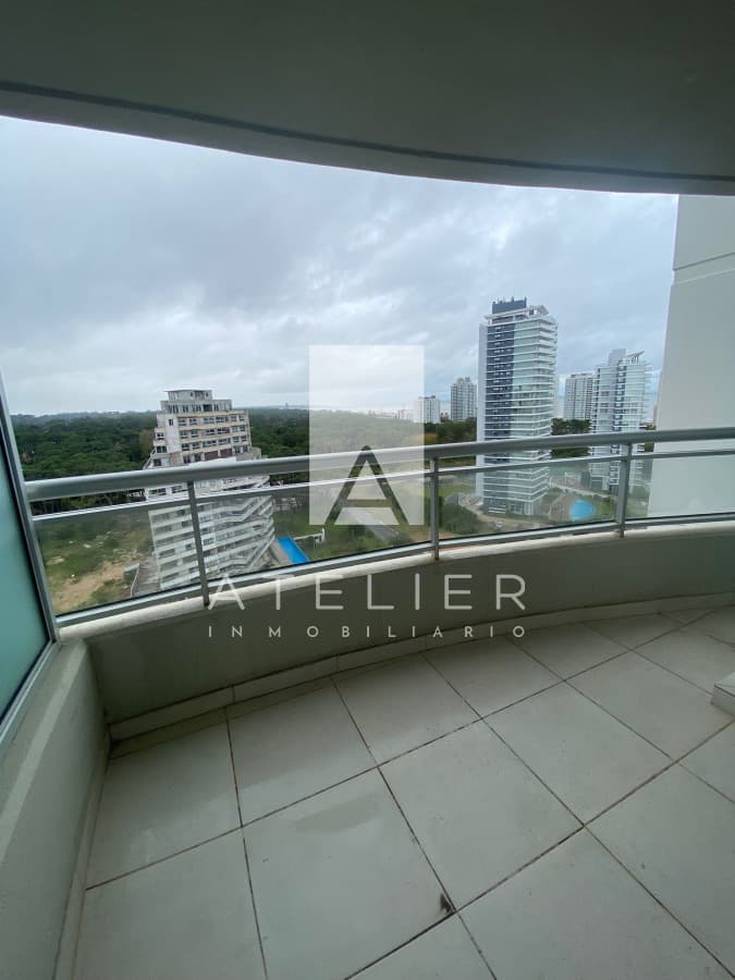 Venta de apartamento 2 dormitorios, playa Brava, Punta del Este