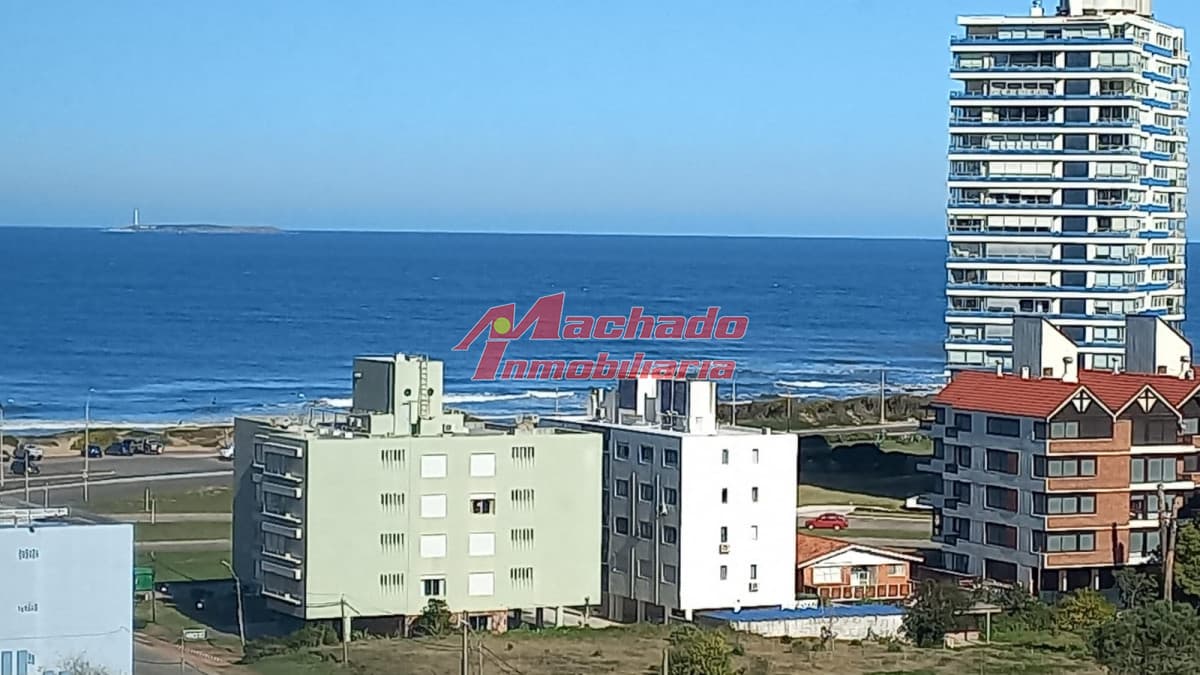Apartamento en venta de 2 dormitorios en Punta del Este