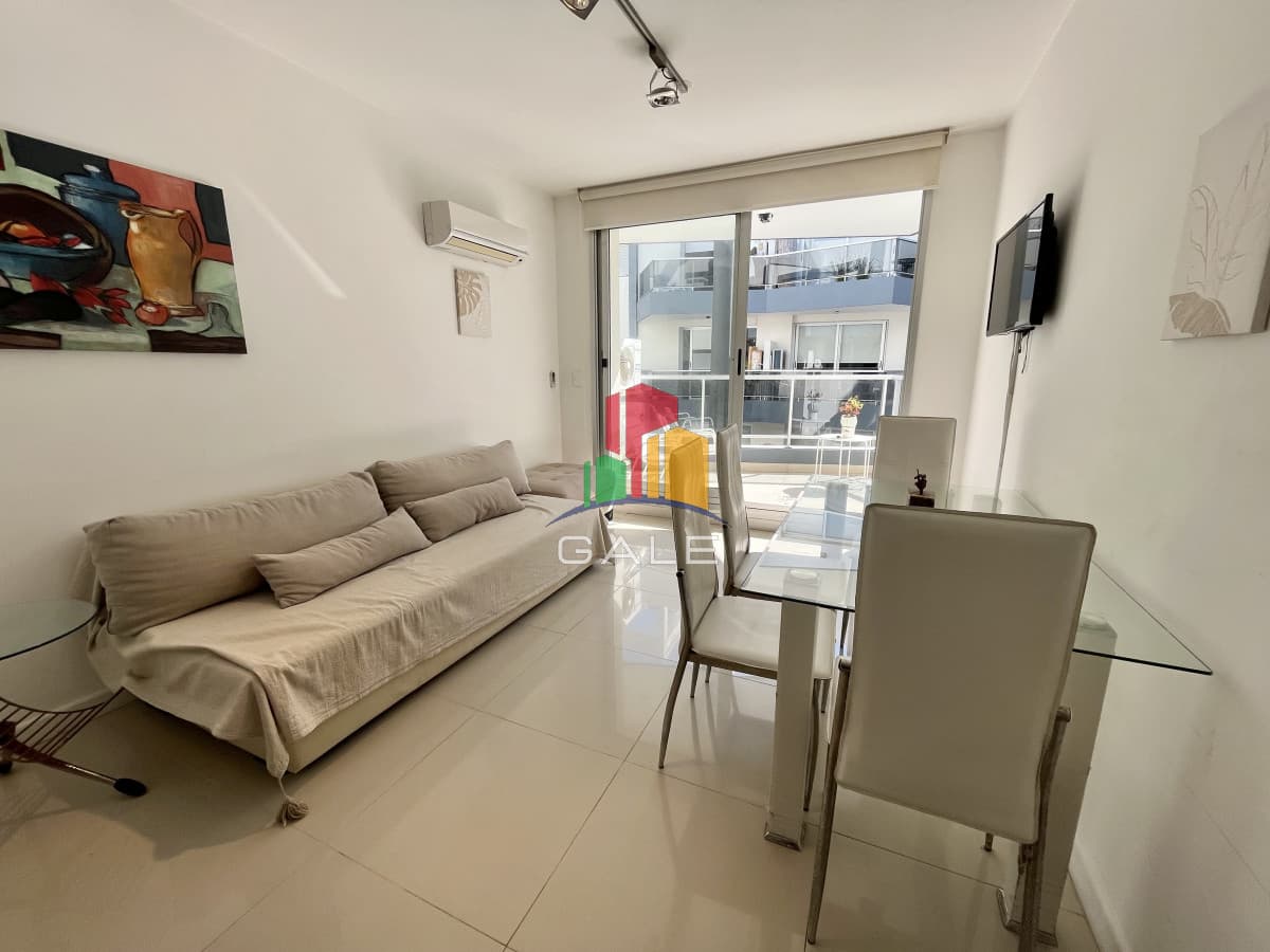 Gale Propiedades & Escribanía Apartamento ID.3622 - Excelente apartamento en venta en peninsula