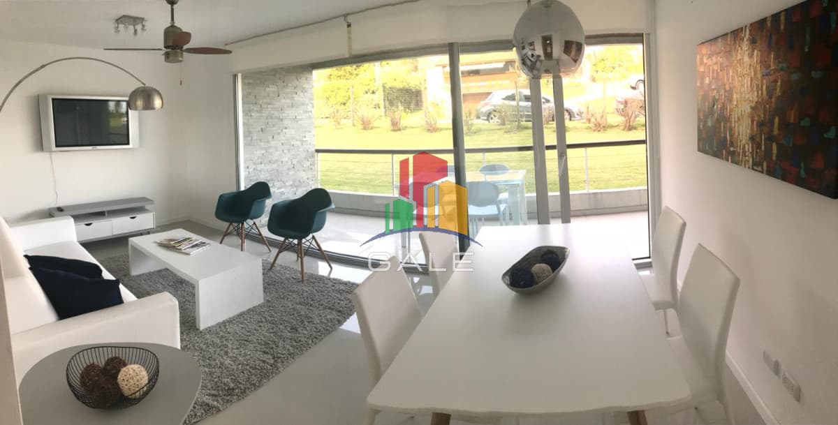 Gale Propiedades & Escribanía Apartamento ID.2592 - OPORTUNIDAD!!! FRENTE A LA MANSA!!!!