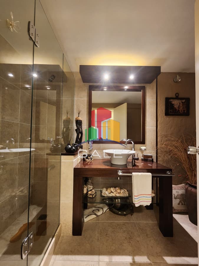 Gale Propiedades & Escribanía Apartamento ID.3488 - Vende apartamento de 2 dormitorios en Punta del Este.