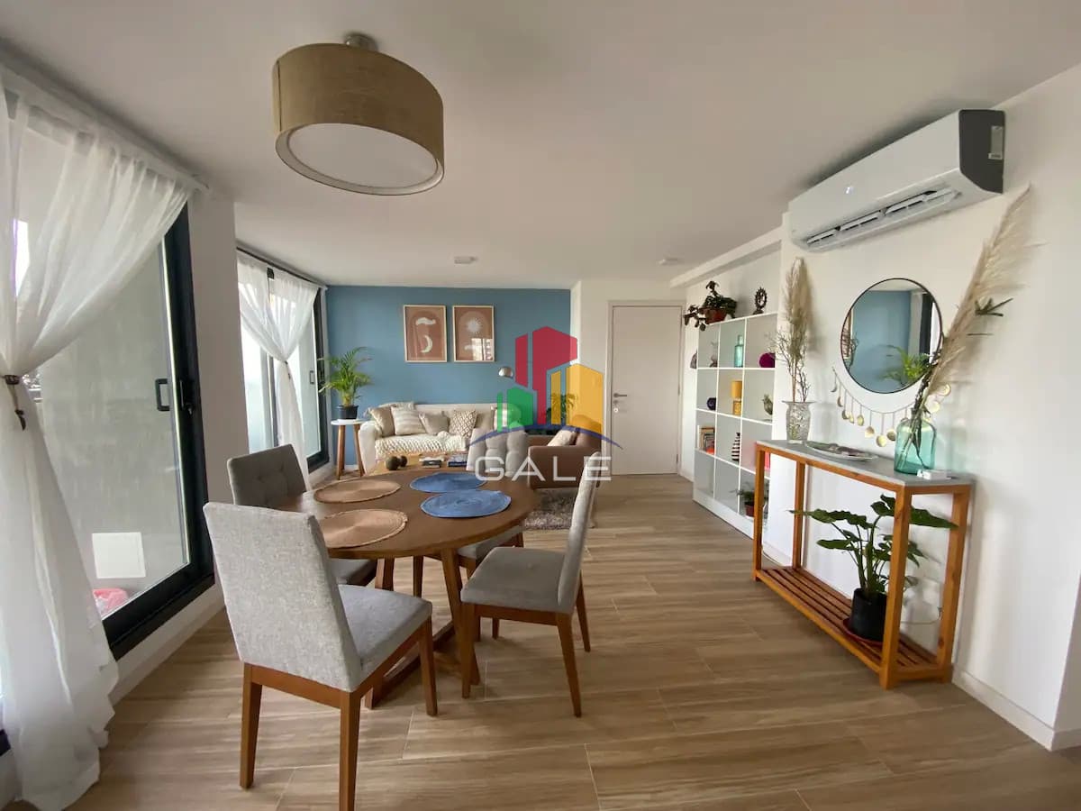Hermoso Y Amplio Apartamento en Punta Del Este  -