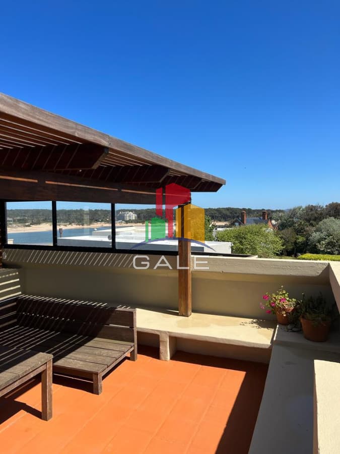 Hermoso apartamento con vista en la Barra  -