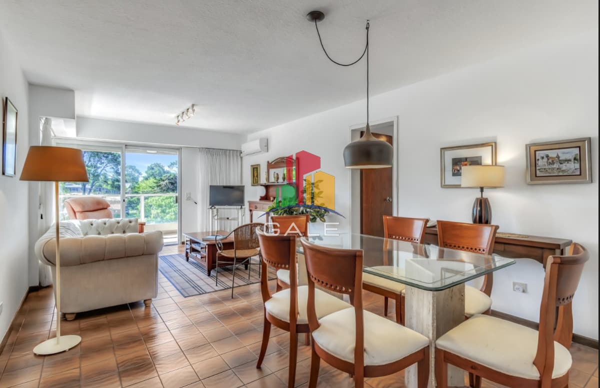 Gale Propiedades & Escribanía Apartamento ID.3104 - Hermoso Y Amplio Apartamento en Punta Del Este