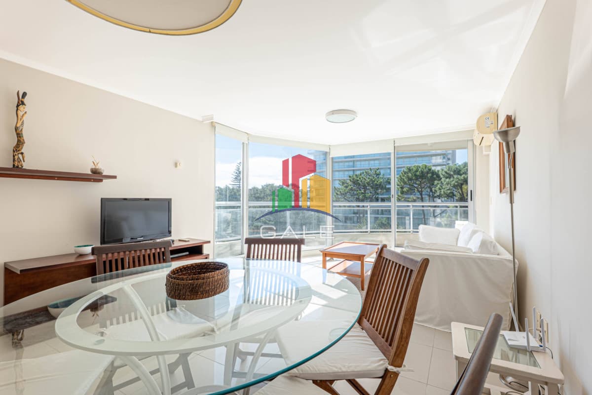 Gale Propiedades & Escribanía Apartamento ID.5120 - Amplio apartamento en Aidy Grill, Punta del Este