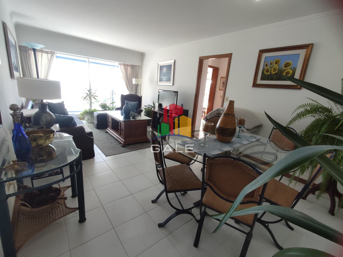 Gale Propiedades & Escribanía Apartamento ID.2983 - Venta de apartamento de 2 dormitorios en la Brava Punta del Este