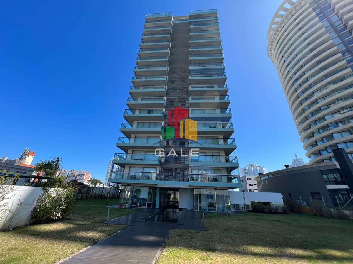 Gale Propiedades & Escribanía Apartamento ID.2044 - Apartamento en venta - Torre Francia