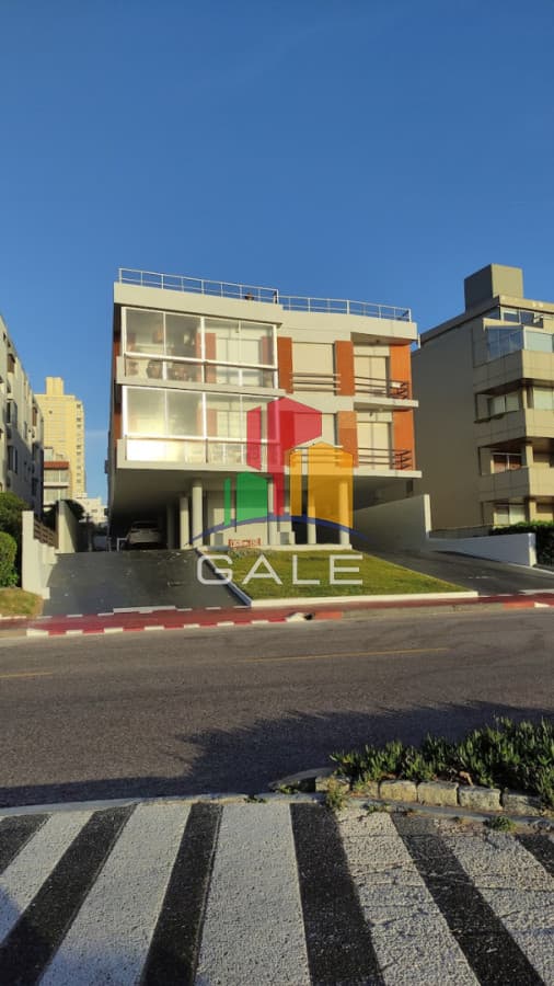 Gale Propiedades & Escribanía Apartamento ID.4825 - Apartamento en venta 1 dormitorio - Peninsula