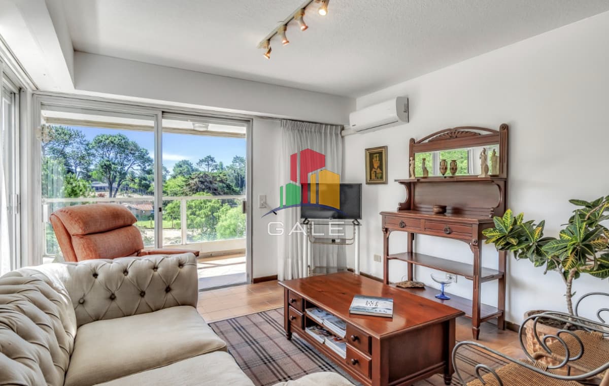 Gale Propiedades & Escribanía Apartamento ID.3104 - Hermoso Y Amplio Apartamento en Punta Del Este
