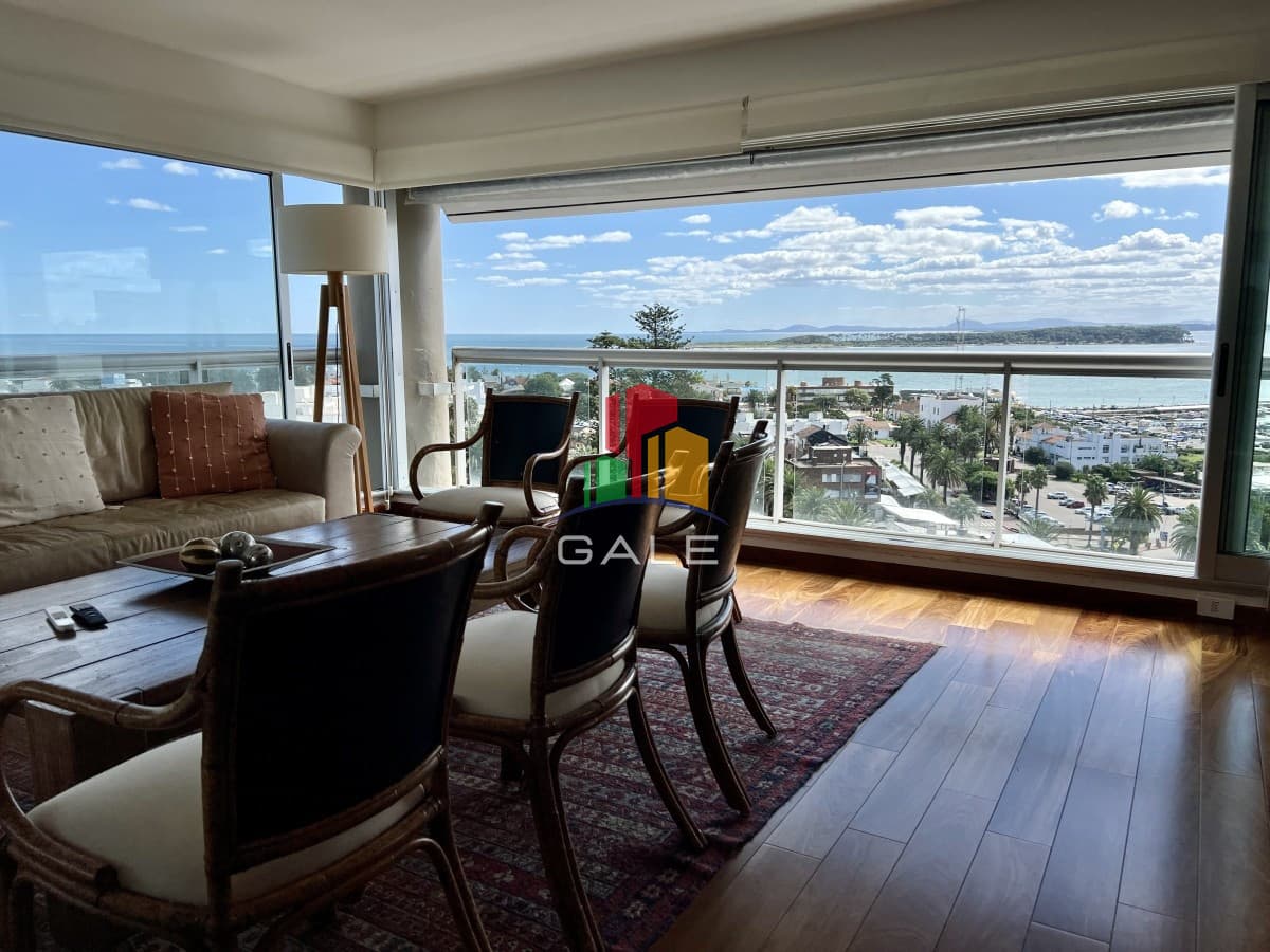 EN ALQUILER APARTAMENTO PENINSULA 3 DORMITORIOS CON EXCEPCIONAL VISTA AL PUERTO  -