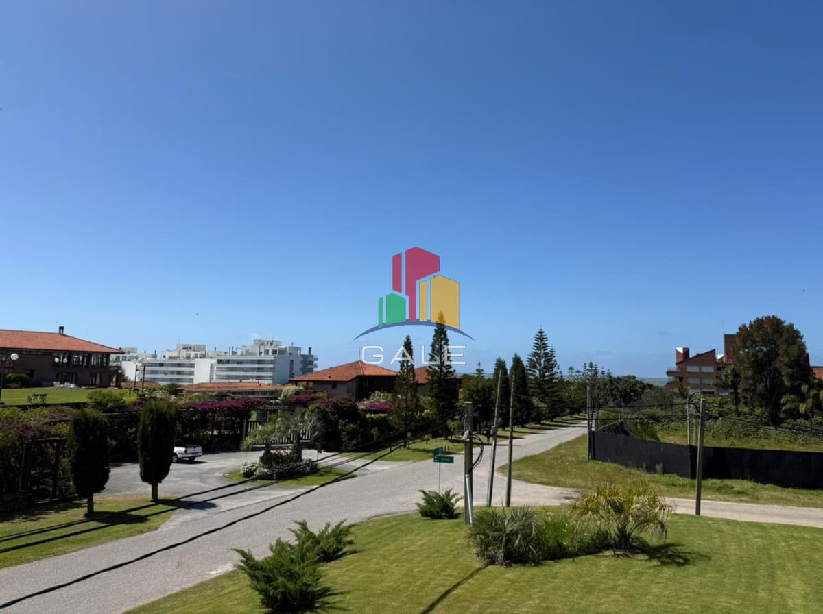 Apartamento en alquiler anual
