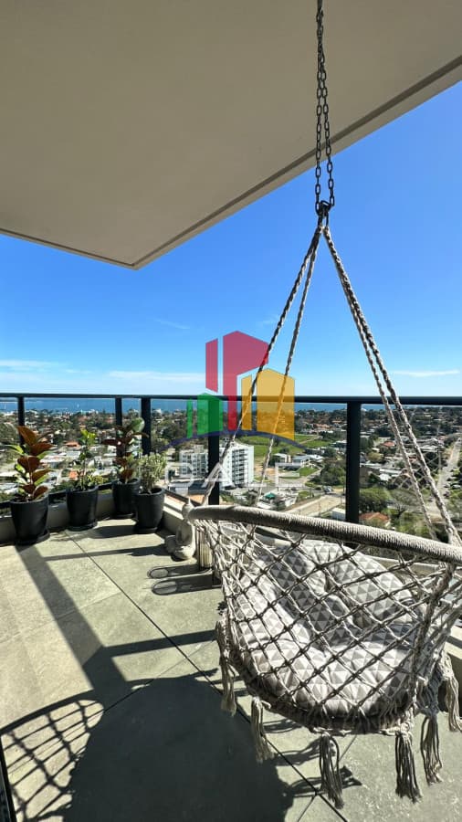 Hermoso Y Amplio Apartamento en Punta Del Este  -