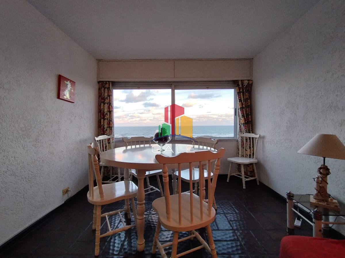 Gale Propiedades & Escribanía Apartamento ID.3362 - Apartamento en primera linea Brava, 1 dormitorio