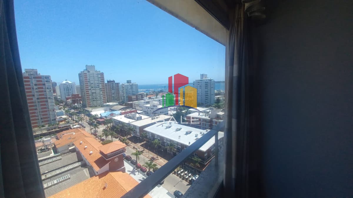Hermoso Y Amplio Apartamento en Punta Del Este  -