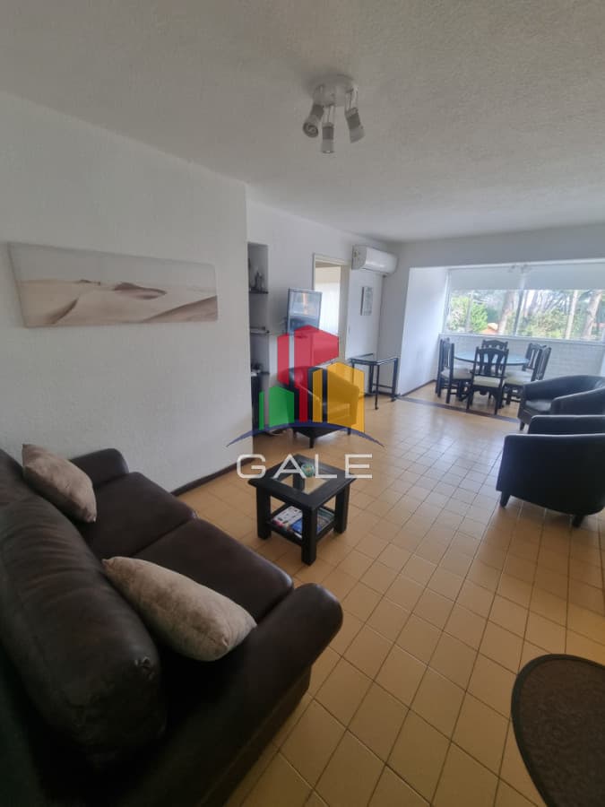 Gale Propiedades & Escribanía Apartamento ID.5012 - Apartamento de 2 Dormitorios en Roosevelt, Punta del Este