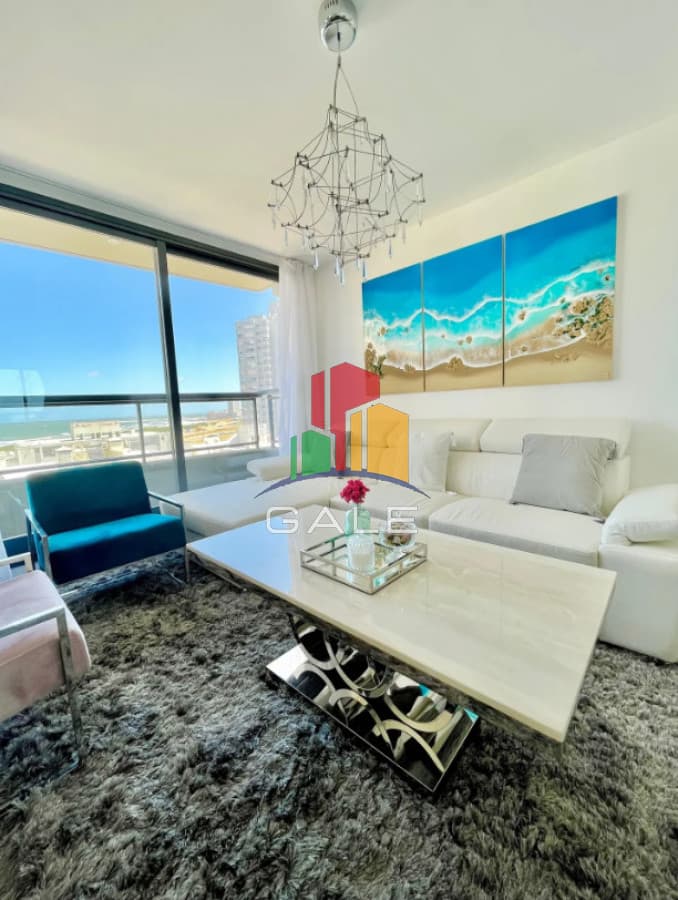 Gale Propiedades & Escribanía Apartamento ID.4882 - Amplio apartamento frente al mar - 2 dormitorios con vista - Aidy Grill