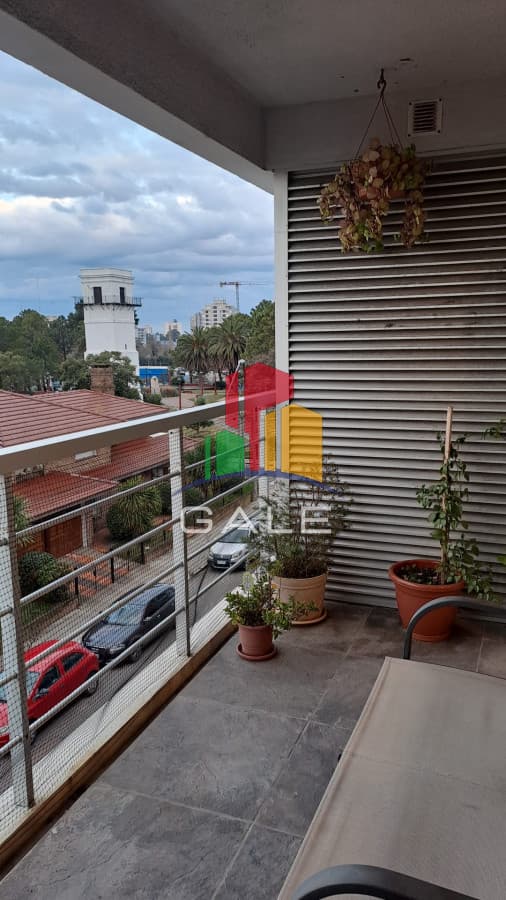 Gale Propiedades & Escribanía Apartamento ID.2963 - Lindo apartamento en Centro de Maldonado