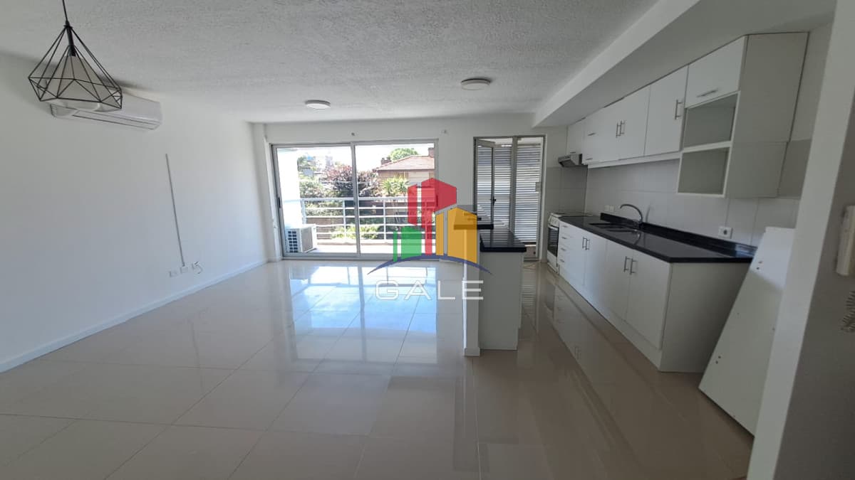 Gale Propiedades & Escribanía Apartamento ID.2962 - Lindo apartamento en Centro de Maldonado
