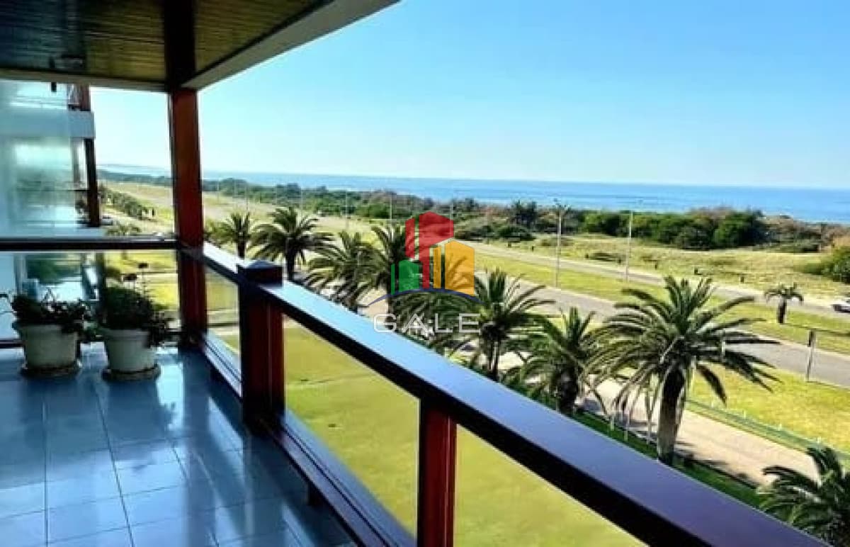 Gale Propiedades & Escribanía Apartamento ID.1832 - Majestuoso apartamento en Brava