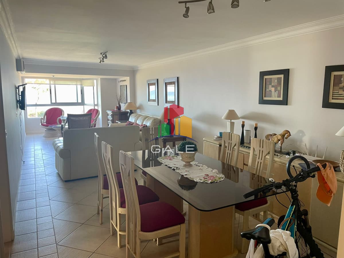 Gale Propiedades & Escribanía Apartamento ID.4030 - Penthouse frente al mar