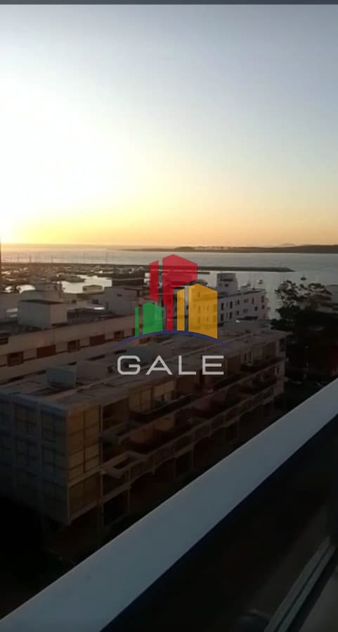 Una vista única del Puerto  -
